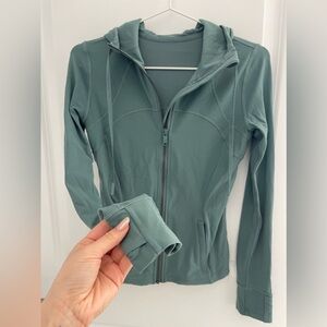 Lululemon Define Hooded Jacket
Nulu